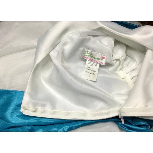 1st Communion/Flower Girl Dress-White W/Sash-Sz 7-Worn Once - Picture 10 of 12